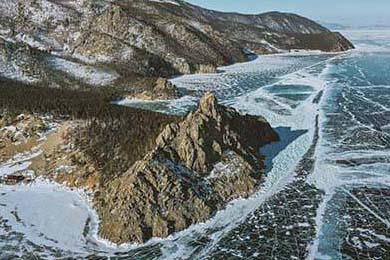 南特中场核心发挥稳定引领攻守平衡，南特足球俱乐部