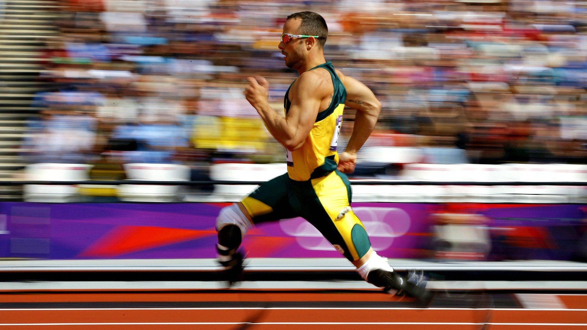 战术应变速度快面对变化迅速调整确保比赛节奏维持在优势端，战术的应用过程较量是战术的理论知识的掌握